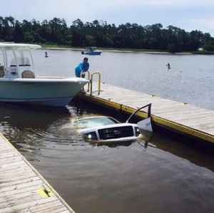 Meet your Posher, Magnum